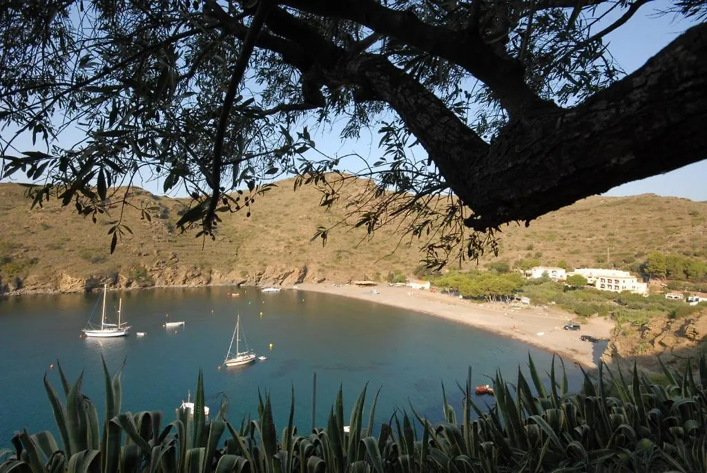 Hotel Cala Joncols Roses 2*,
